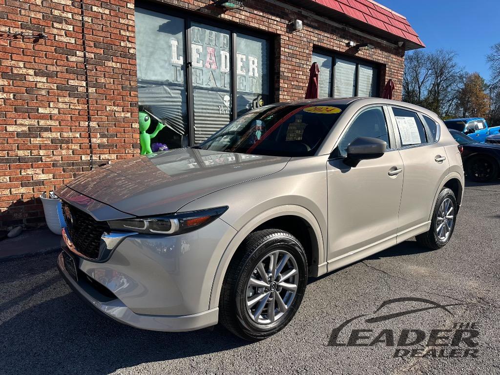 2024 Mazda CX-5 S Preferred package's photo