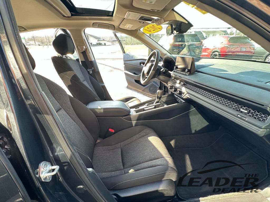 2024 Honda Accord EX - Photo 11