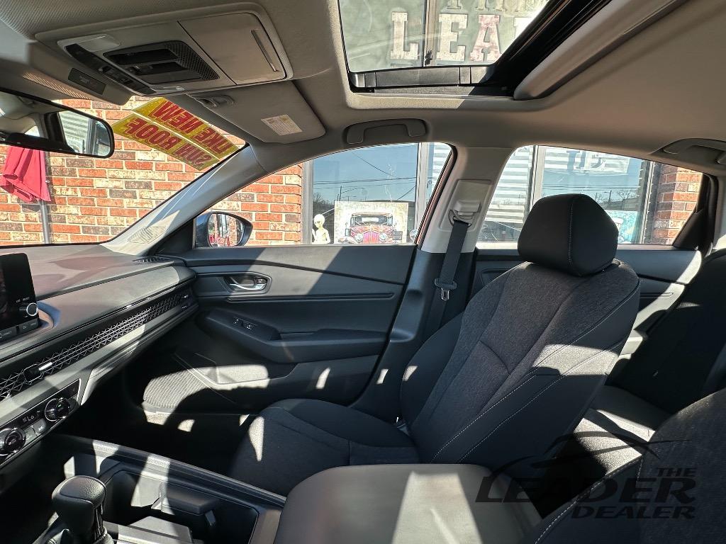 2024 Honda Accord EX - Photo 18